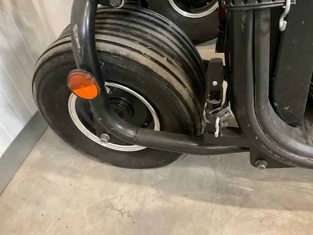 Jinyi jy-es057 e-scooter - afbeelding 8 van  16