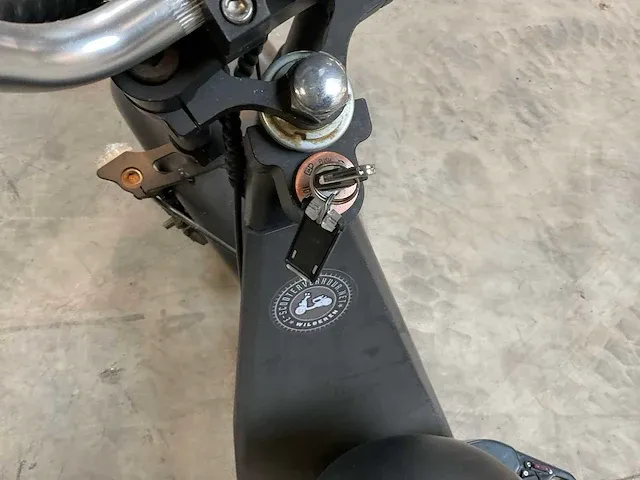 Jinyi jy-es057 e-scooter - afbeelding 10 van  19