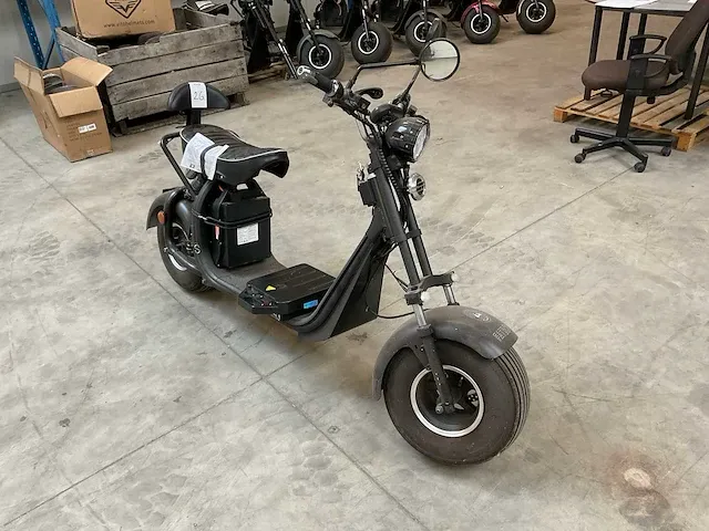 Jinyi jy-es057 e-scooter - afbeelding 12 van  19