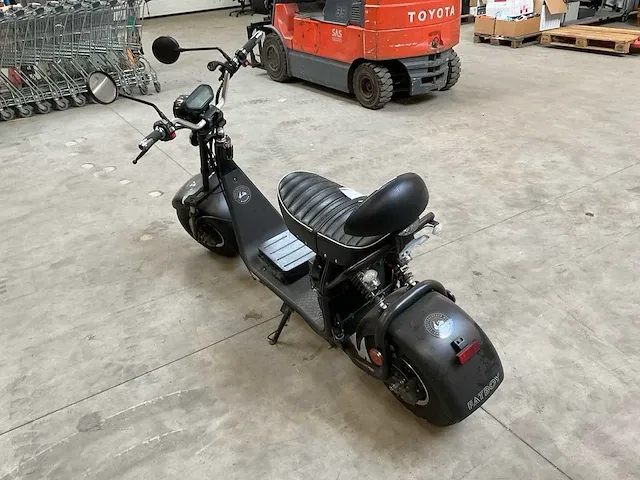 Jinyi jy-es057 e-scooter - afbeelding 14 van  19