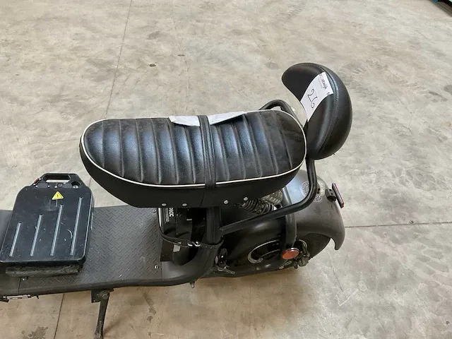 Jinyi jy-es057 e-scooter - afbeelding 15 van  19