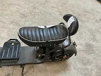 Jinyi jy-es057 e-scooter - afbeelding 15 van  19