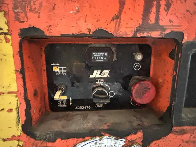 Jlg - 1998 - 2033e - hoogwerker - afbeelding 5 van  9