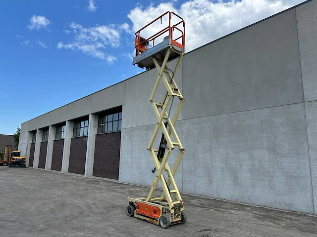 Jlg - 2006 - 1930es - schaarlift - afbeelding 29 van  37