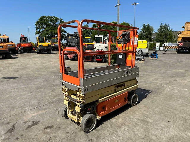 Jlg - 2006 - 1930es - schaarlift - afbeelding 32 van  37