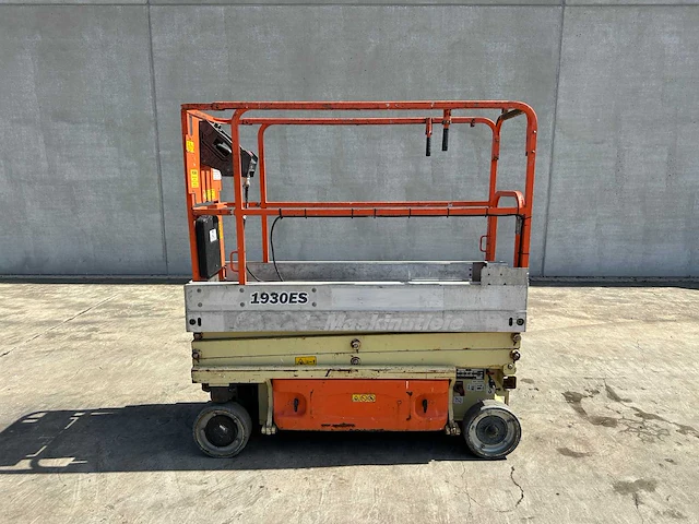Jlg - 2006 - 1930es - schaarlift - afbeelding 35 van  37