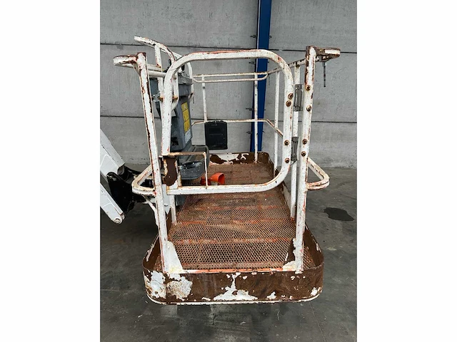 Jlg lift - ndt16017 - hoogwerker - 2005 - afbeelding 4 van  37