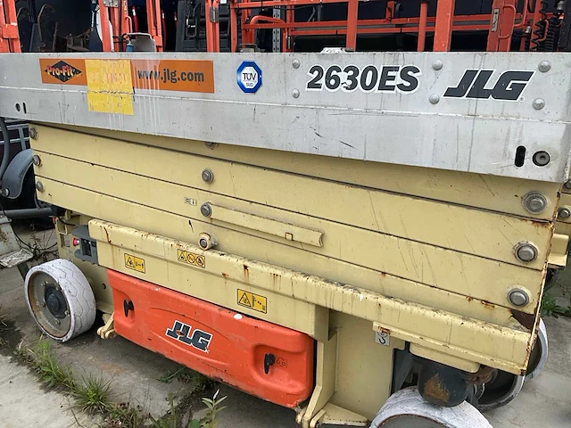 Jlg schaarhoogwerker (3x) - electrisch - afbeelding 6 van  13