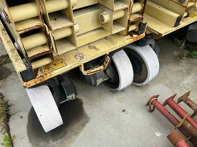 Jlg schaarhoogwerker (3x) - electrisch - afbeelding 8 van  13
