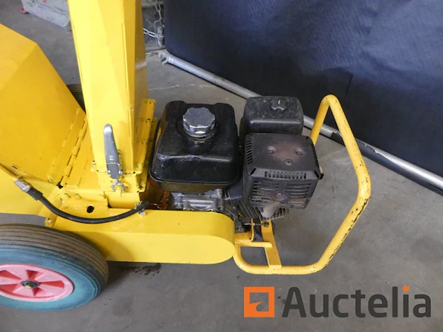 Jobeau m300 tuinhakselaar met benzinemotor - afbeelding 9 van  16