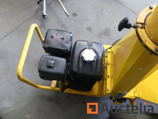 Jobeau m300 tuinhakselaar met benzinemotor - afbeelding 16 van  16