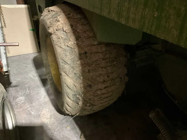 John deere - 1996 - 690 - balenpers - afbeelding 7 van  20