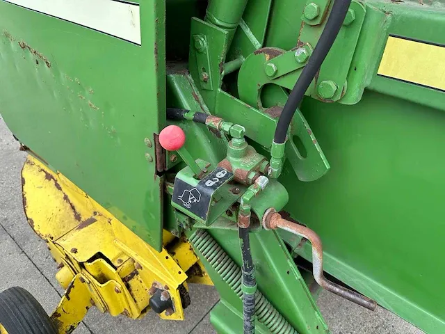John deere - 550 - balenpers - 1989 - afbeelding 4 van  22