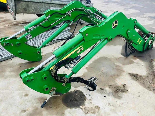 John deere - 653 - front loaders and accesories - 2010 - afbeelding 1 van  8