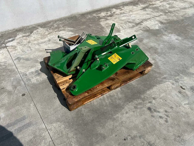 John deere - 653 - front loaders and accesories - 2010 - afbeelding 6 van  8