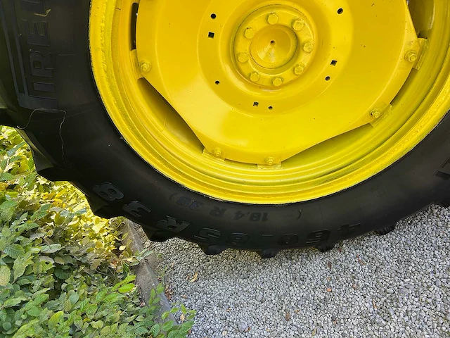 John deere - 6600 - vierwielaangedreven landbouwtractor - 1994 - afbeelding 7 van  18