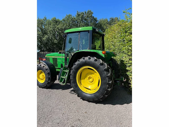 John deere - 6600 - vierwielaangedreven landbouwtractor - 1994 - afbeelding 12 van  18