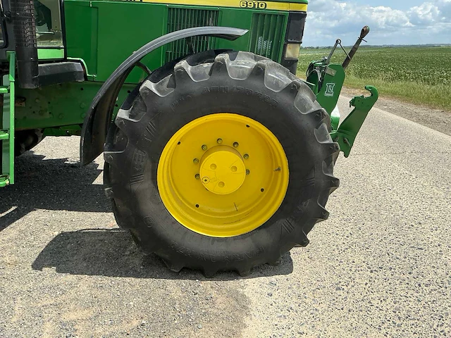 John deere - 6910 as - vierwielaangedreven landbouwtractor - afbeelding 9 van  77