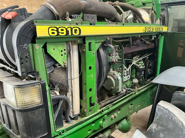 John deere - 6910 as - vierwielaangedreven landbouwtractor - afbeelding 63 van  77