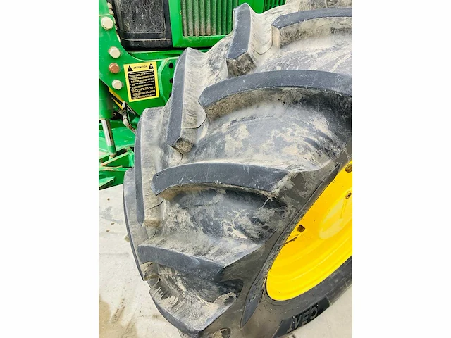 John deere - 7700 - 4-wheel drive tractor - 1996 - afbeelding 4 van  20