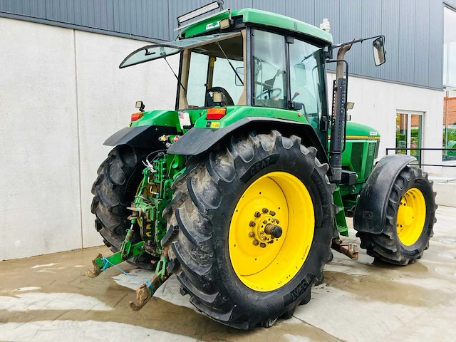 John deere - 7700 - 4-wheel drive tractor - 1996 - afbeelding 14 van  20