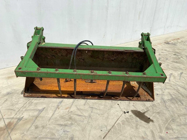 John deere - multi purpose bucket euro head - afbeelding 1 van  5