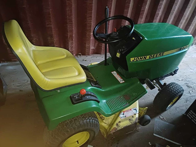 John deere 170 zitmaaier - afbeelding 3 van  9