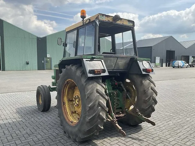 John deere 3040 tweewielaangedreven landbouwtractor - afbeelding 14 van  20