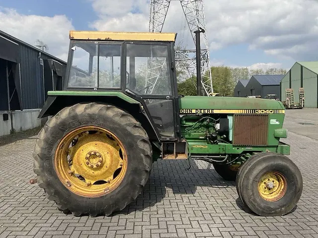 John deere 3040 tweewielaangedreven landbouwtractor - afbeelding 17 van  20