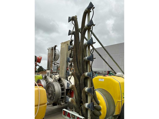 John deere 315 getrokken spuitmachine - afbeelding 5 van  7