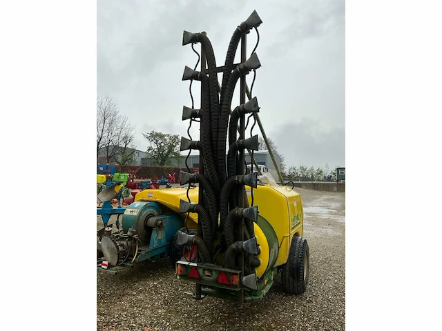 John deere 315/wz3 getrokken spuitmachine - afbeelding 4 van  7