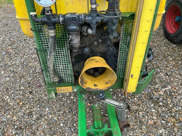 John deere 315/wz3 getrokken spuitmachine - afbeelding 6 van  7