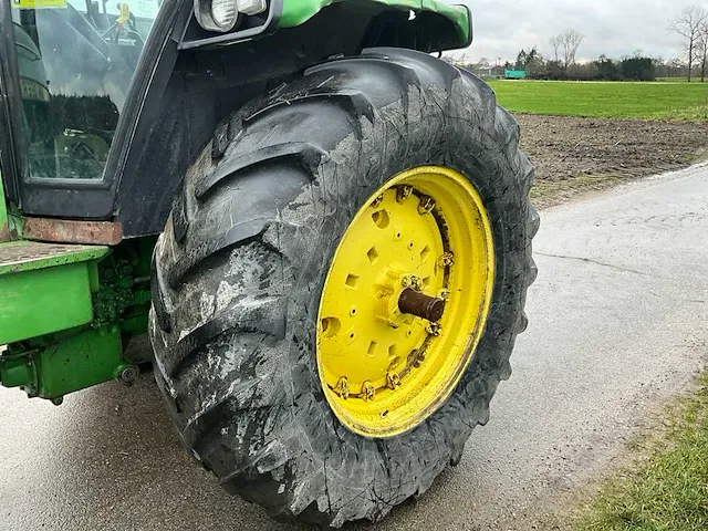 John deere 4240s landbouw tractor - afbeelding 2 van  26