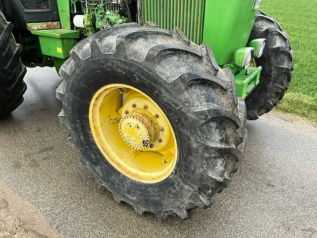 John deere 4240s landbouw tractor - afbeelding 8 van  26