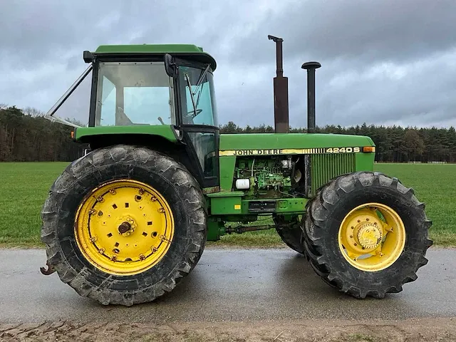 John deere 4240s landbouw tractor - afbeelding 23 van  26