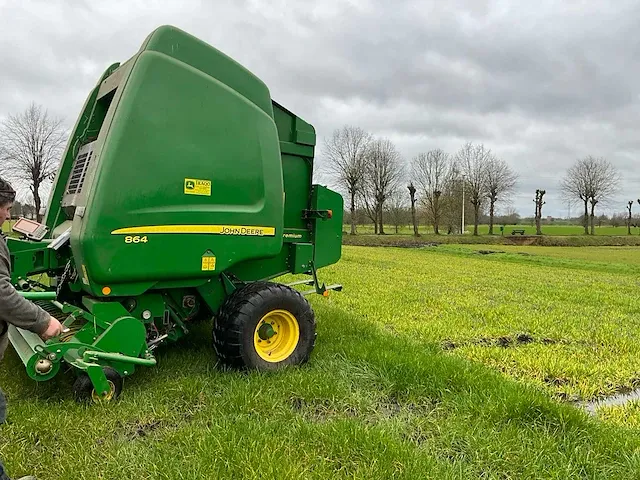 John deere 864 balenpers - 2011 - afbeelding 2 van  27