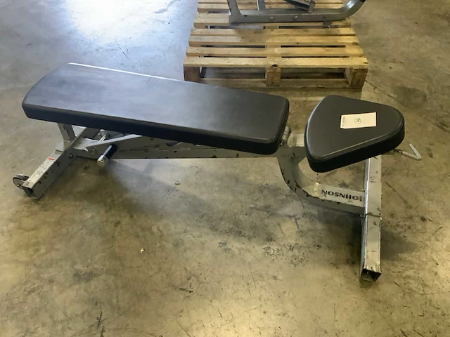 Johnson adjustable bench krachtstation - afbeelding 1 van  3