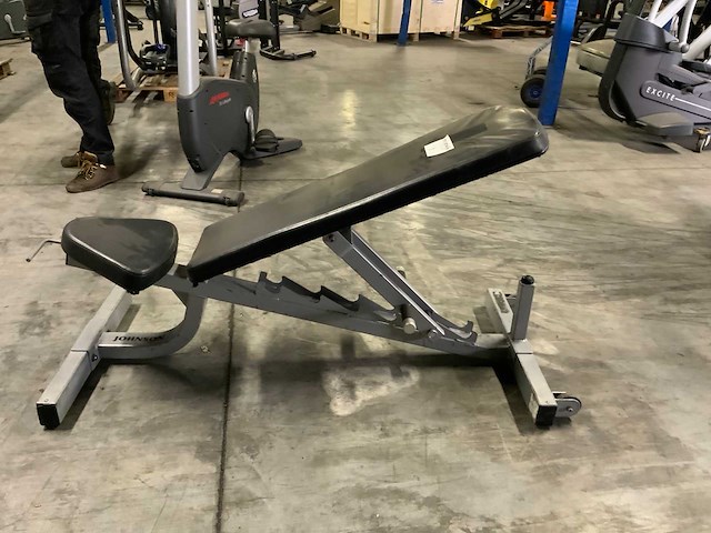 Johnson adjustable bench krachtstation - afbeelding 3 van  4