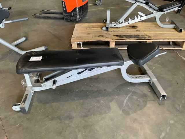 Johnsson adjustable bench krachtstation - afbeelding 2 van  4