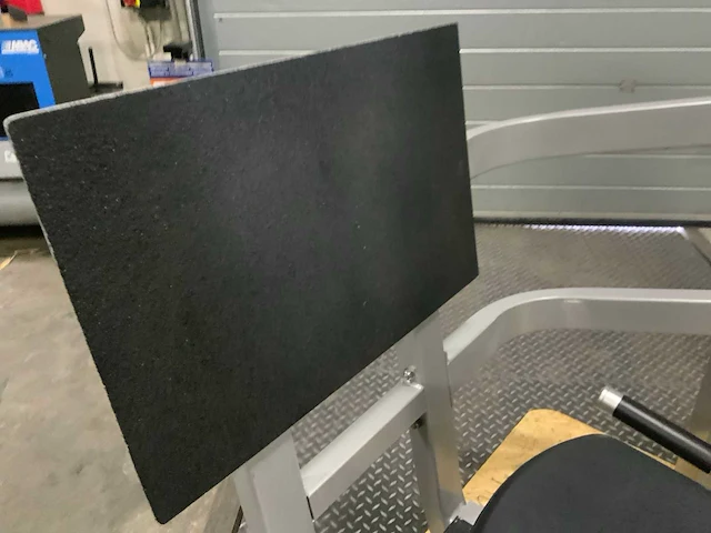 Johnsson commercial legpress krachtstation - afbeelding 2 van  7