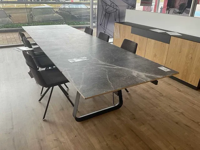 Joli curve xxl eetkamertafel met stoelen - afbeelding 3 van  8