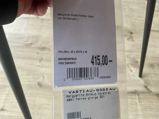 Joli marguerite eetkamertafel met stoelen - afbeelding 9 van  10