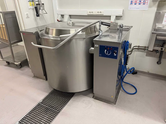 Jonyfoodline - easy 250 - automaat van cucimix - kantelbare kookketel - afbeelding 1 van  3