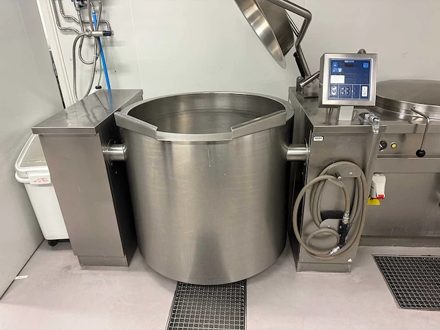 Jonyfoodline - easy 250 - automaat van cucimix - kantelbare kookketel - afbeelding 1 van  3