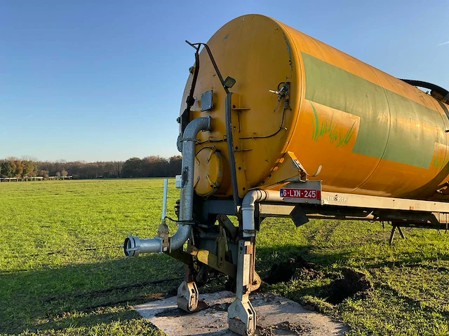 Joskin giertank met optreksysteem - afbeelding 11 van  12