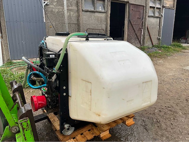 Joskin sproeier 21 meter + tank 1100 liter - 850023 mega - - afbeelding 37 van  37