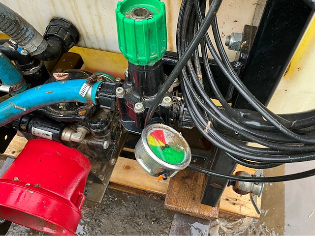 Joskin sproeier 21 meter + tank 1100 liter - 850023 mega - - afbeelding 24 van  37