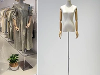 Jueraori kledingpop - afbeelding 1 van  3