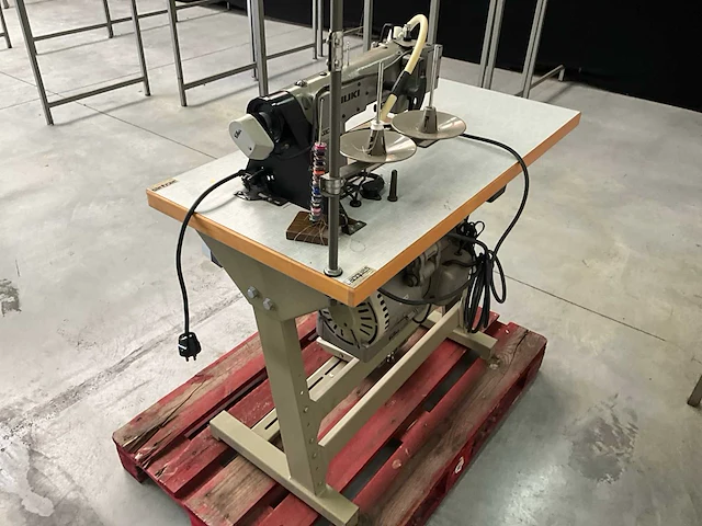 Juki dln-415,4 naaimachine - afbeelding 7 van  7