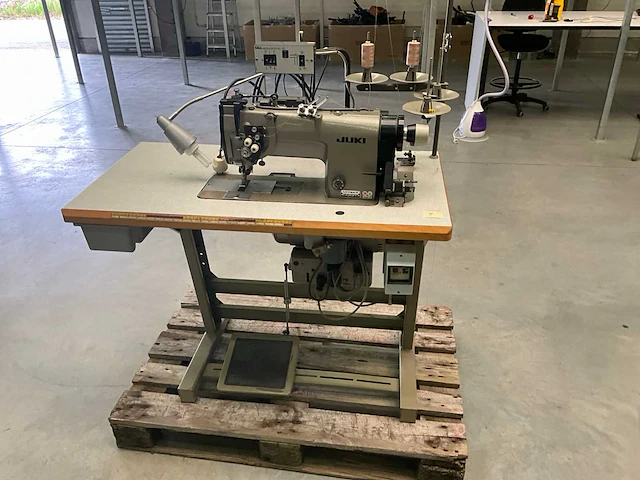 Juki lh-1162 naaimachine - afbeelding 2 van  7